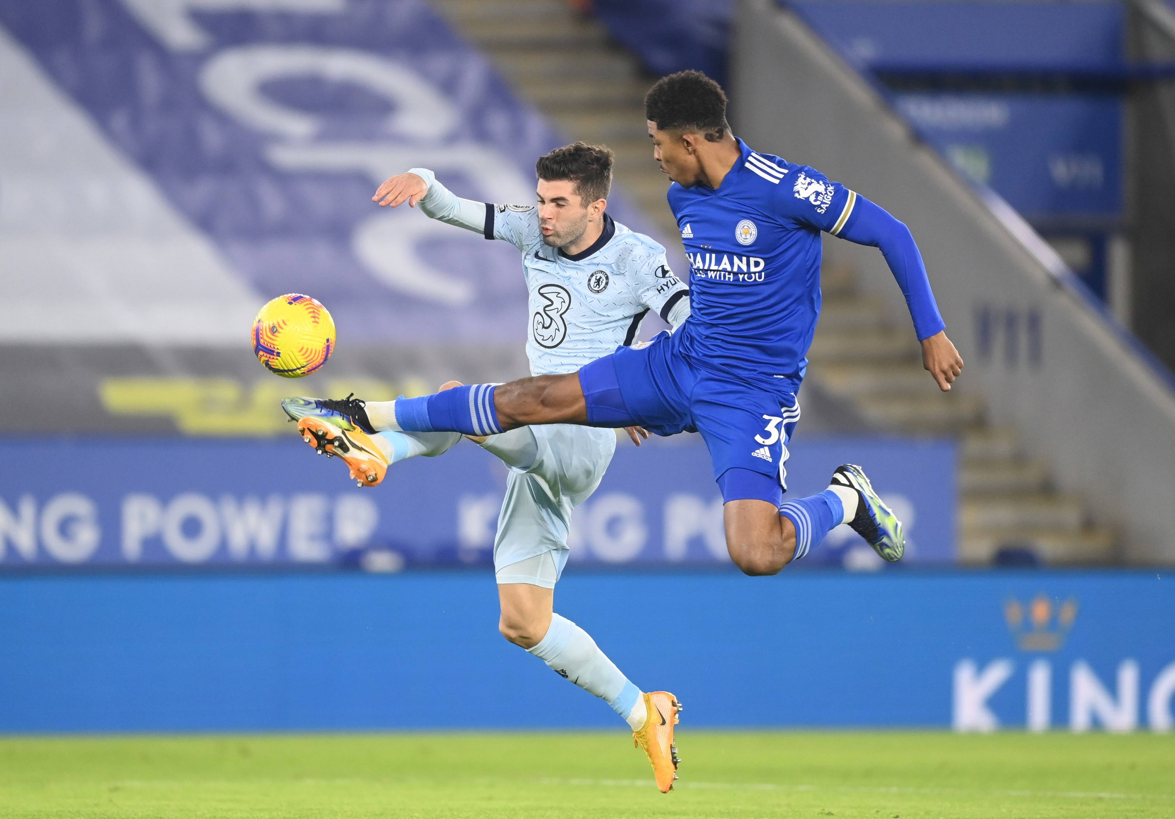 他成功扑出 他成功扑出