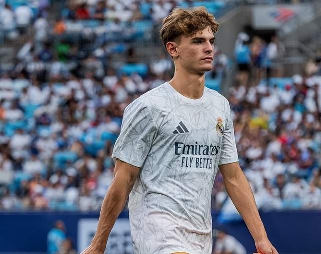 埃斯皮里图 埃斯皮里图