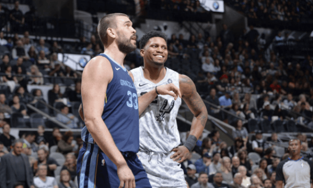 的低迷开局 的低迷开局