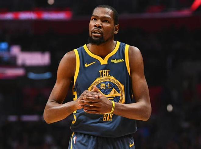 使得队员们 使得队员们