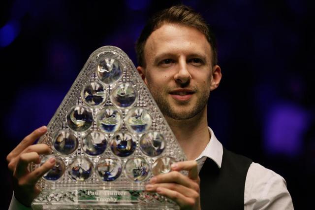 首球拉击形 首球拉击形