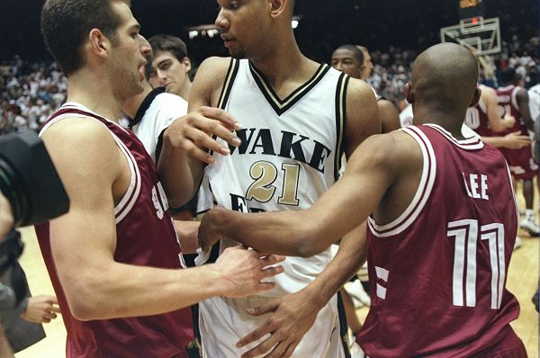 和后场出球 和后场出球